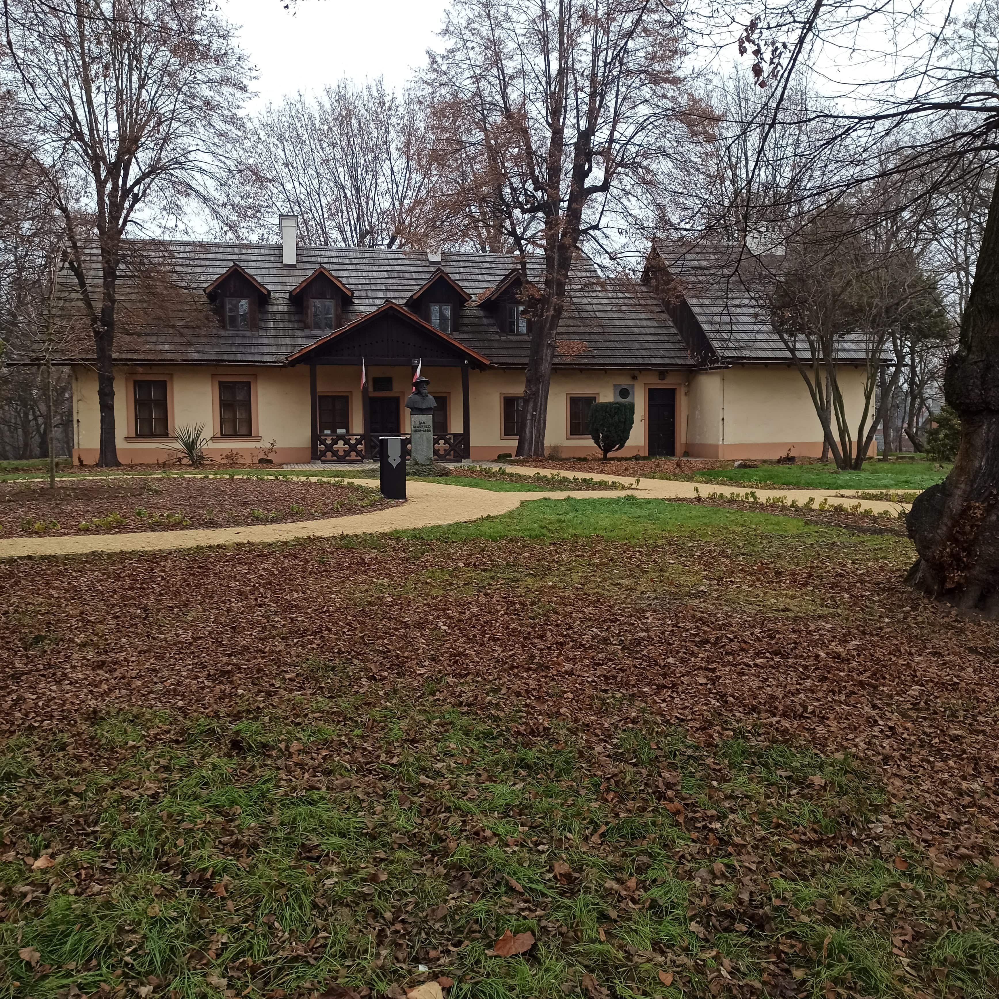 Park przy Dworku Matejki w Krzesławicach – Inwestycja zakończona